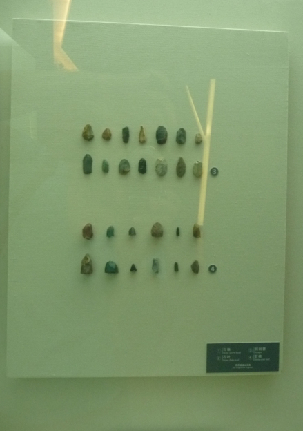 昂昂溪遗址石器