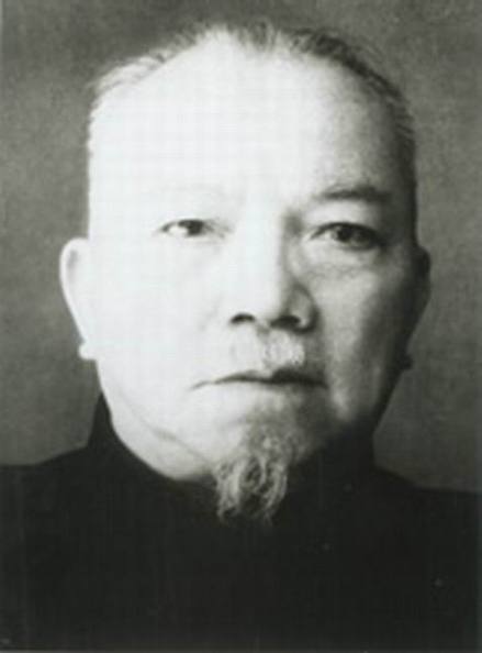 晚年李济深