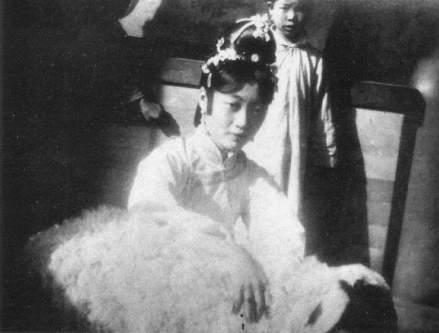 郭布罗·婉容