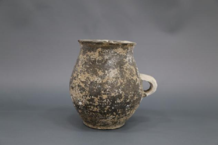灰陶单耳罐