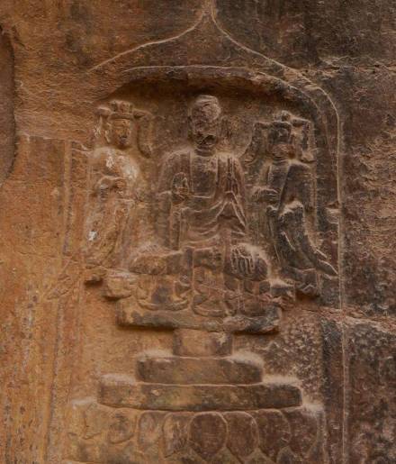 挂甲山摩崖造像