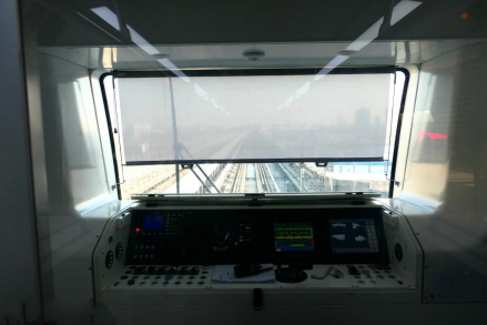 燕房线列车实现无人驾驶 