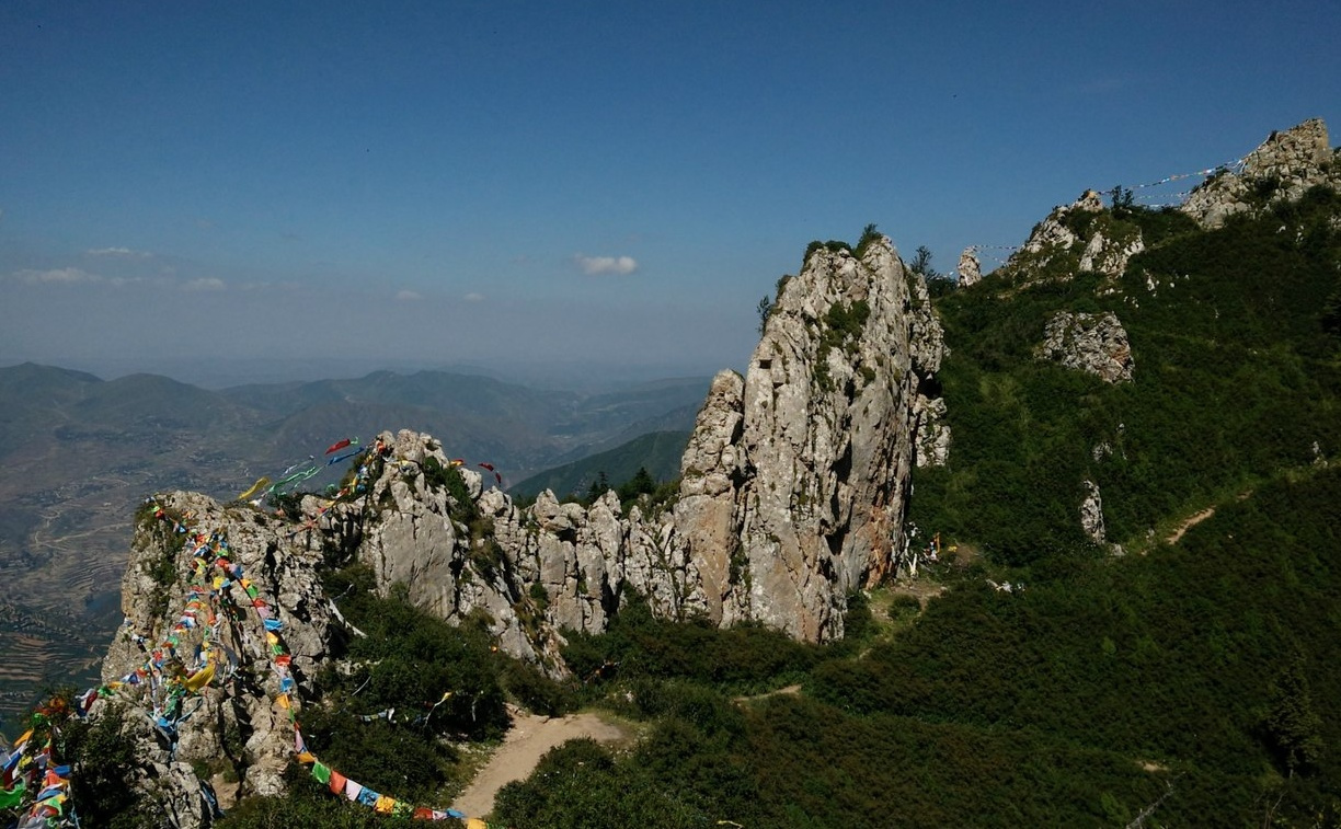 莲花山