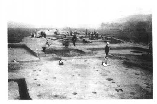 建新遗址发掘现场