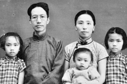 1939年秋，陈寅恪一家在香港 