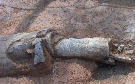 窑头古城遗址出土的陶制管道