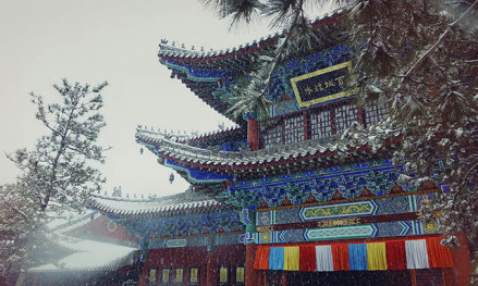 雪中的开元寺