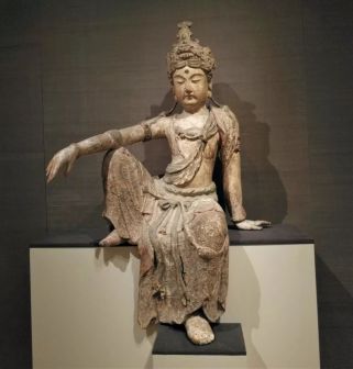(南宋)木雕泥塑 观音坐像