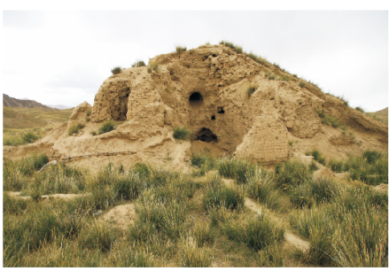 考肖图古城遗址塔基（东南—西北）