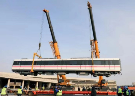 无编号19号线列车侧面吊装