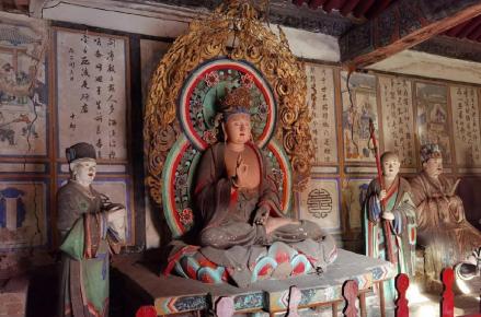 镇国寺佛像