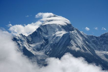 贡嘎山