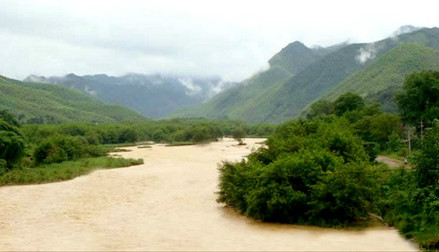 支流华阳河 