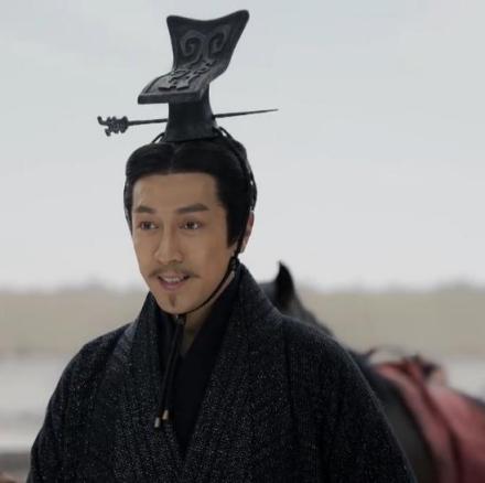 公元前221年