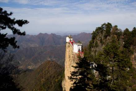塔云山