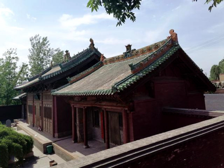 正殿和东西朵殿