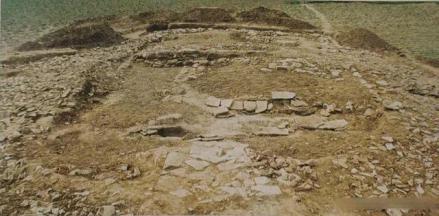 草帽山遗址积石冢