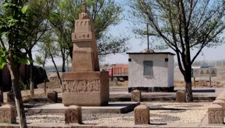 克拉玛依一号井纪念碑