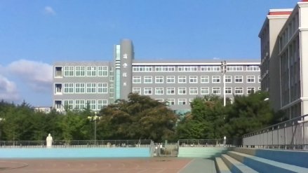 宿舍楼 