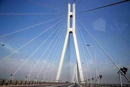 南京八卦洲大桥雄姿