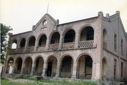 1913年建的卫辉一中教学楼