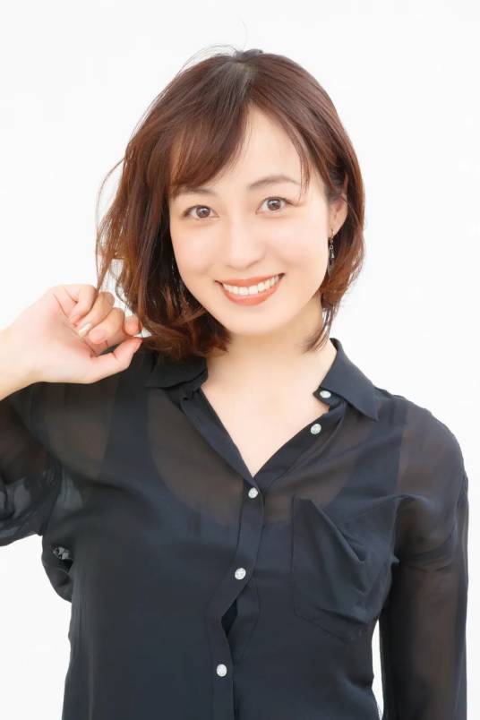 及川奈央
