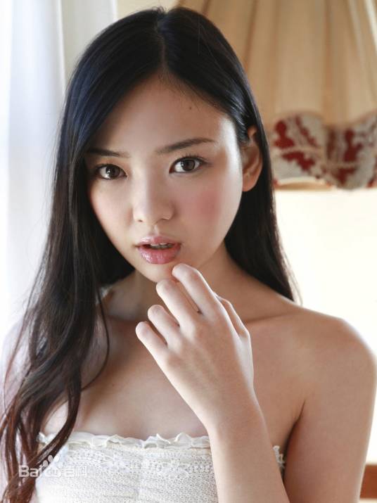 广濑由奈