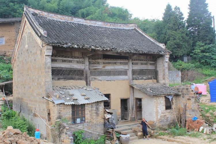 郧西天河口的杨泗庙 