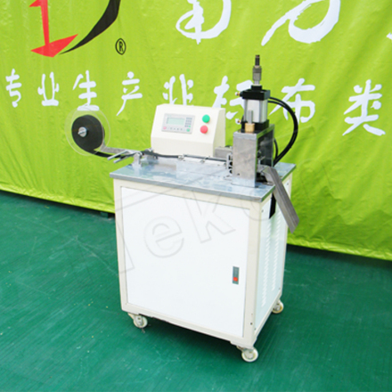 超声波缎带切带机