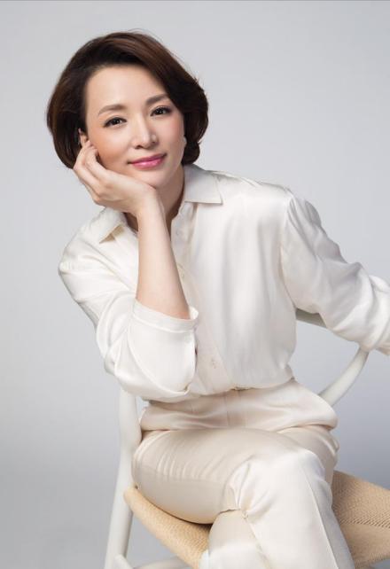 董卿