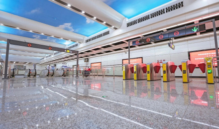 圭塘站5号线站厅