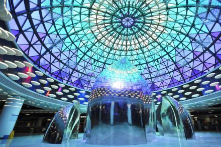 武汉商务区站站厅 