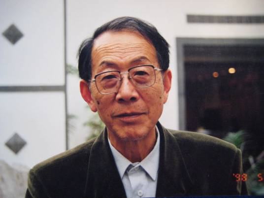 褚斌杰