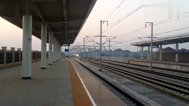 站台