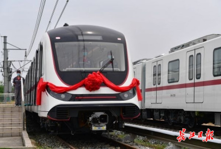 武汉地铁5号线列车 