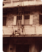 位于曼谷唐人街的第一个办公室