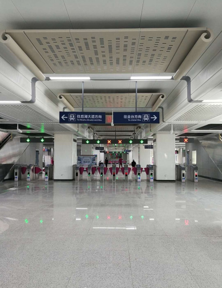 阳逻开发区站车站文化