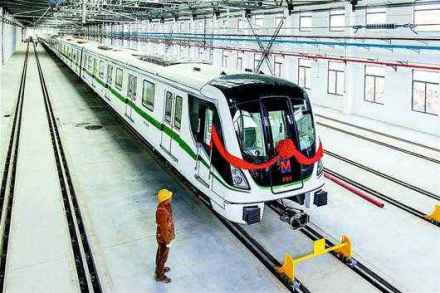 武汉地铁6号线列车