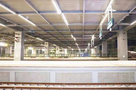 雄安站装配式站台吸音墙板