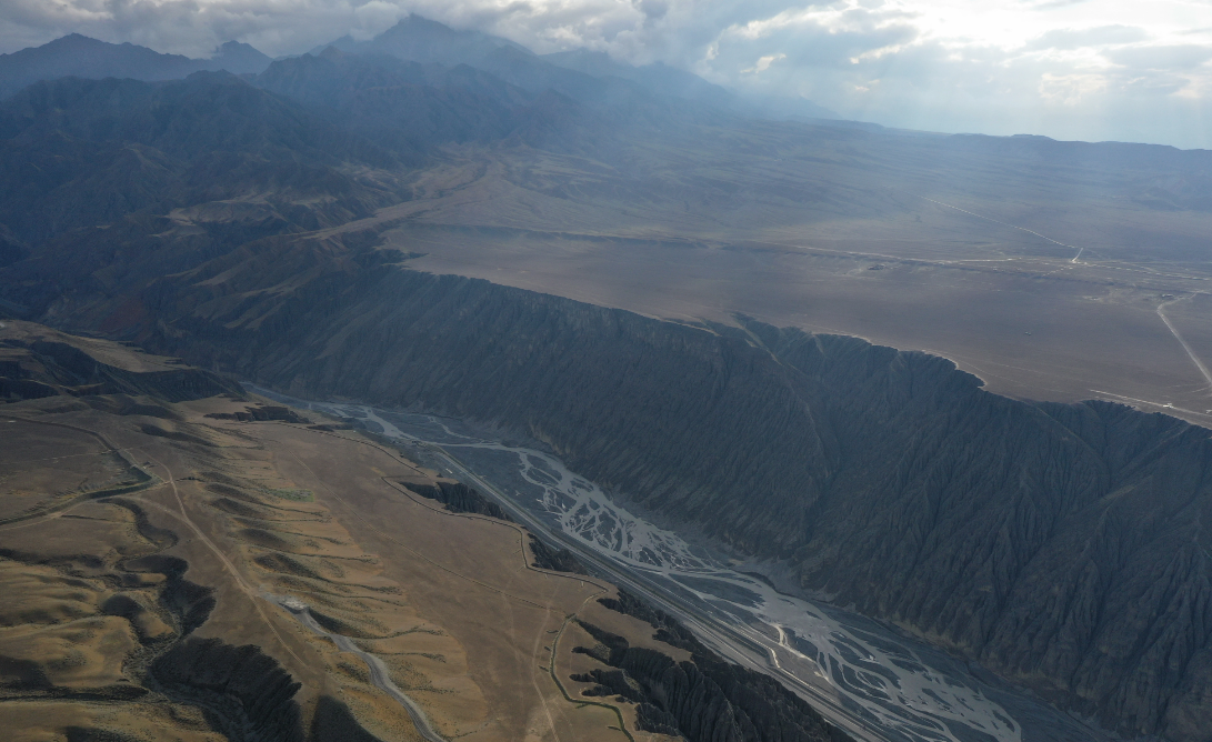 独山子大峡谷 