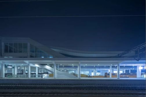 连云港站站台实景