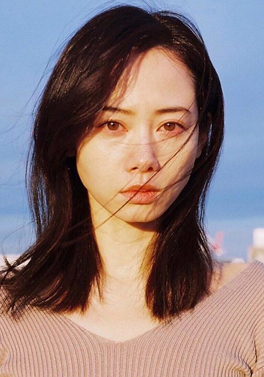 高桥真唯