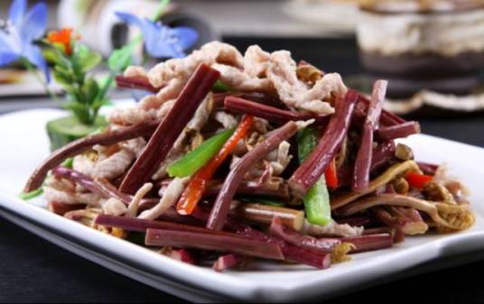 蕨菜炒肉