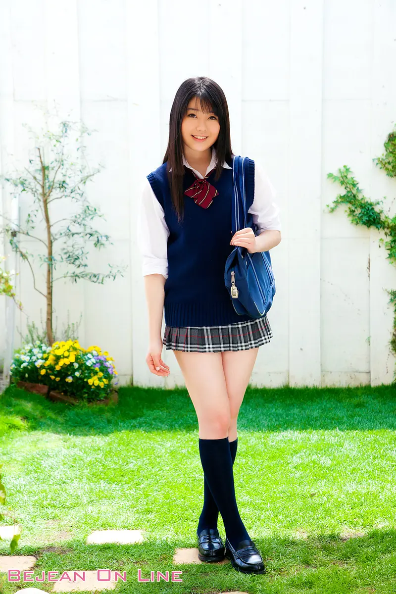 冨手麻妙