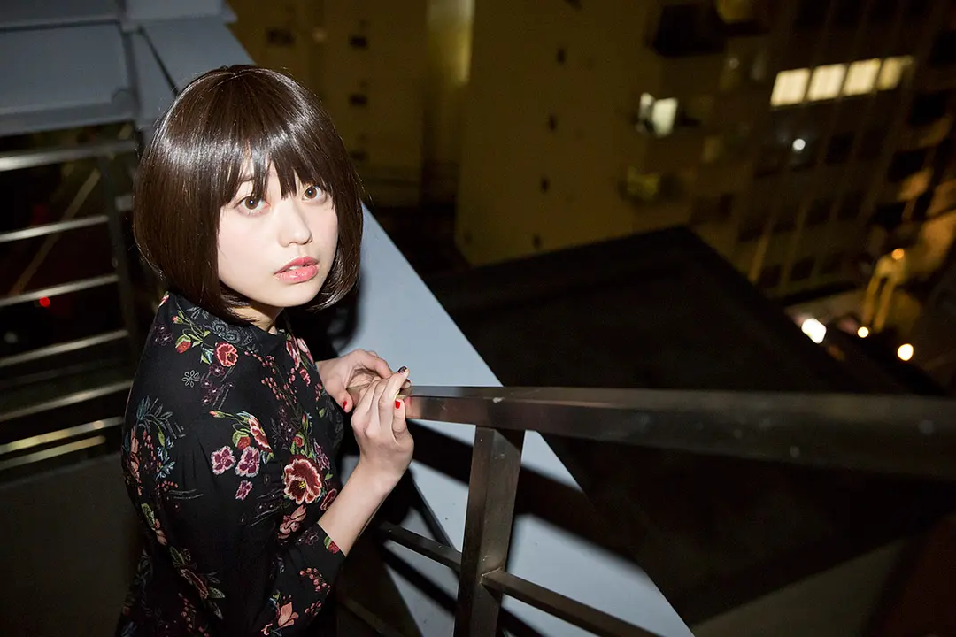 冨手麻妙