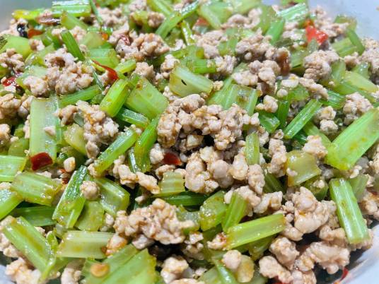 芹菜肉末