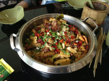 麻辣鸡丁