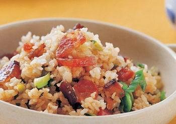 腊肠炒饭