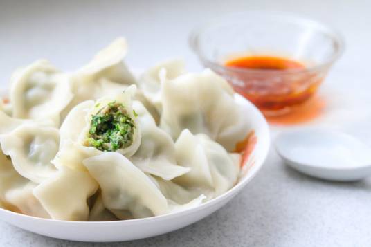 春笋芹菜鲜肉饺