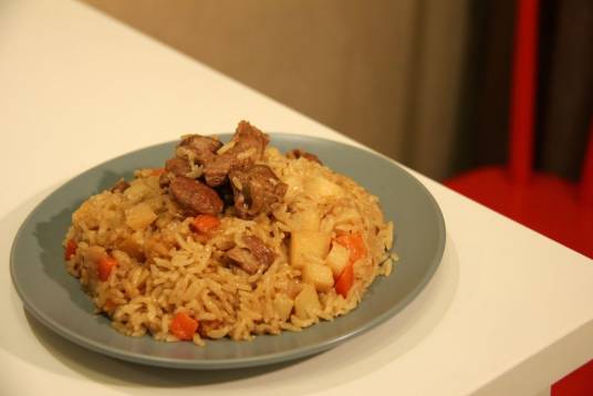 羊肉手抓饭